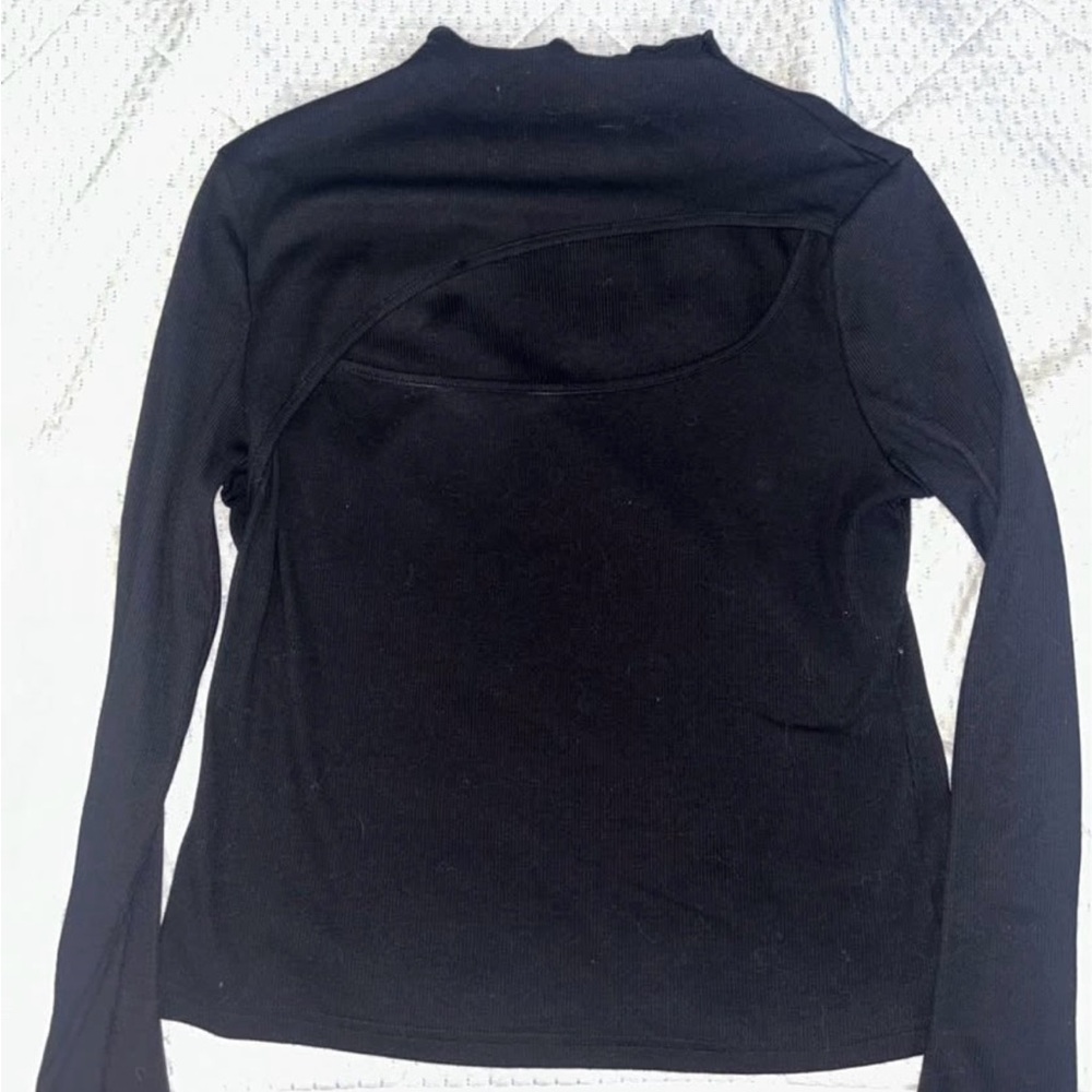 SHEIN Black Cutout Long Sleeve Top